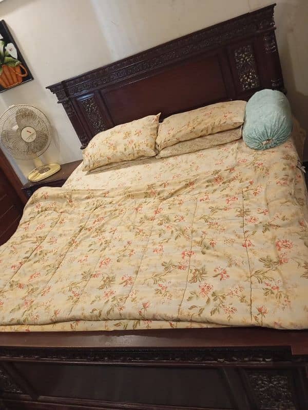 bedroom set shesham partex size 6 by 6.5 with mattress 2