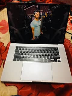 MacBook Pro 2019, 64GB/ 512GB, 16" inches