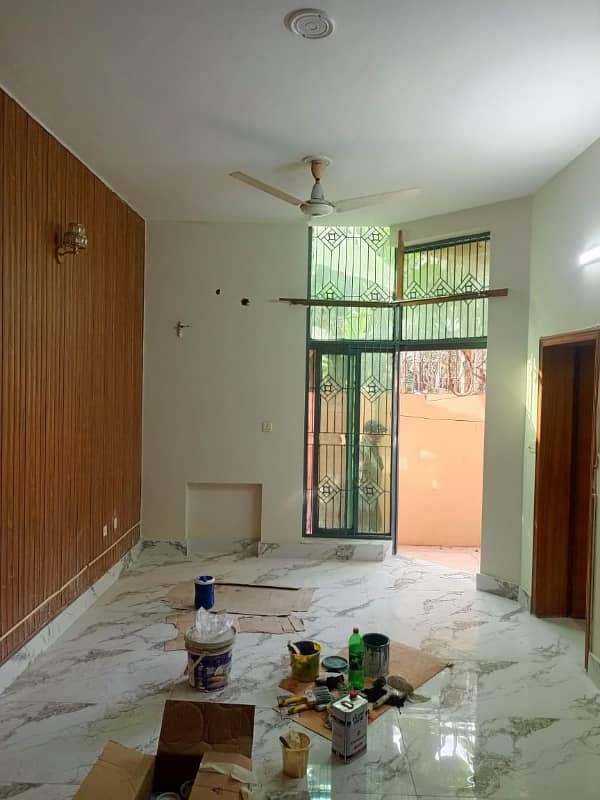 05 MARLA LOWER PORTION FOR RENT IN JOHAR TOWN LAHORE 5