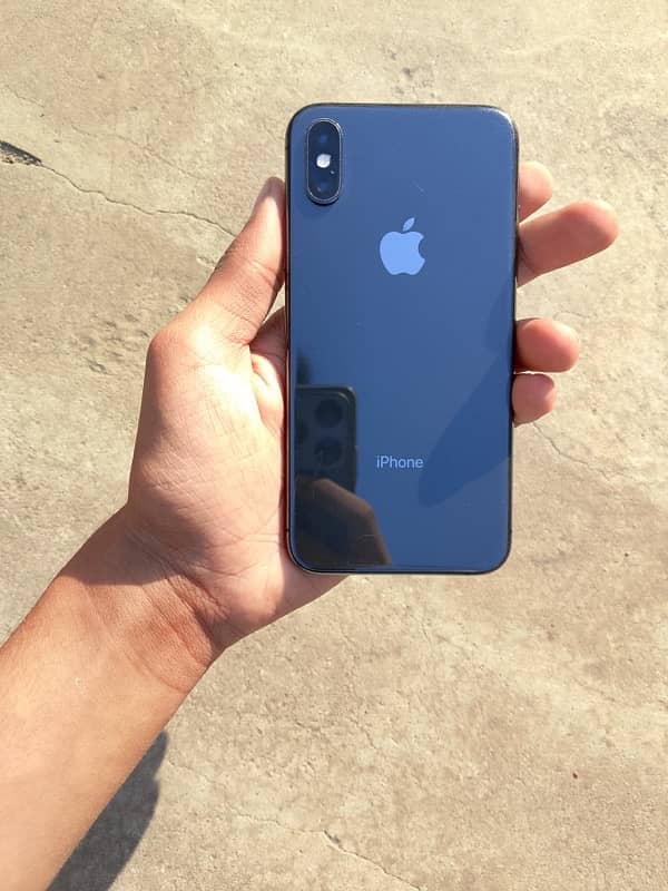 iPhone XS 6