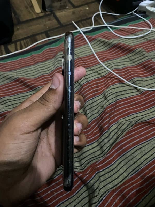 iPhone X in best condition 1