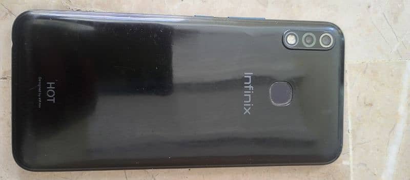 infinix hot lait8 3