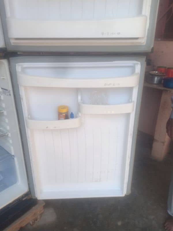 fridge okk hal chal raha han okk hn 4