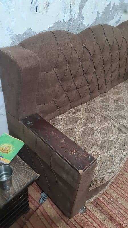 urgently sale sab say sasta sofa 2