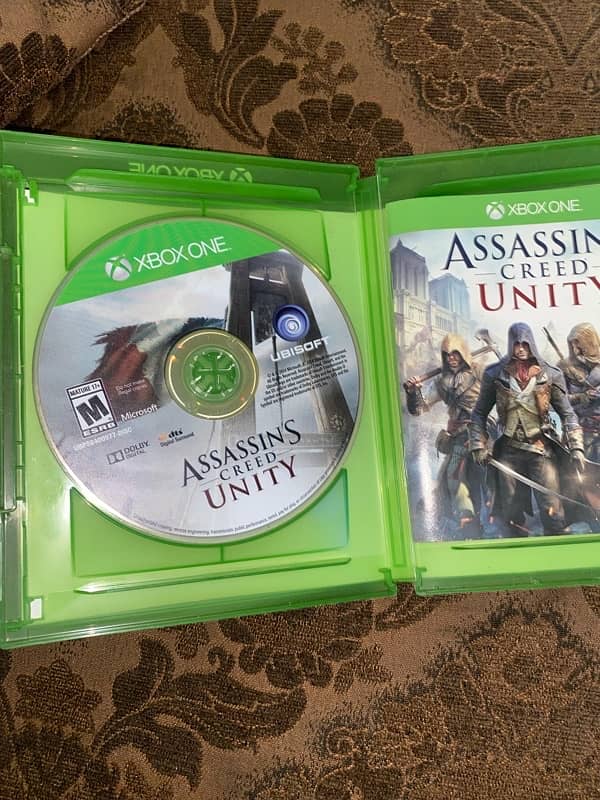 xbox one s Assassin’s Creed Unity 0