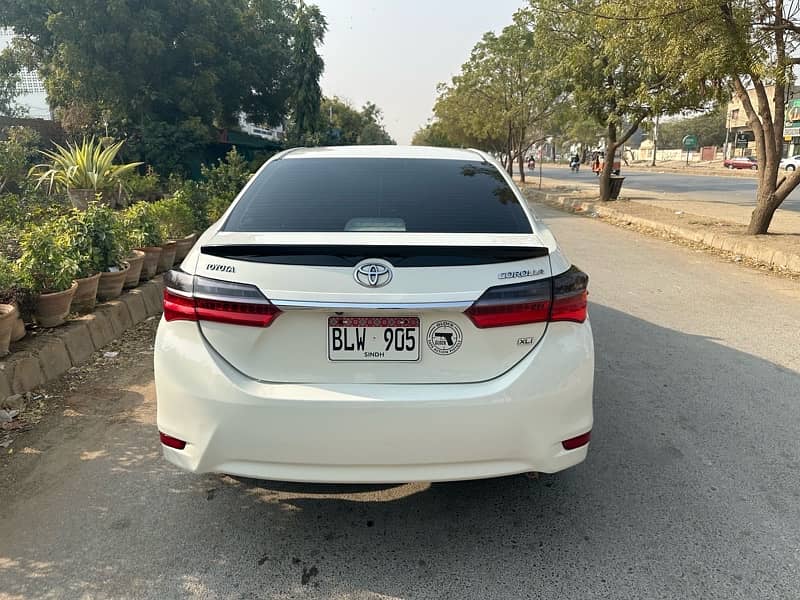 Toyota Corolla XLI 2018 3