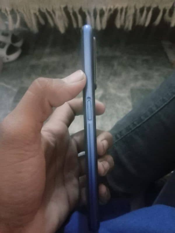 realme 6 new condition 4