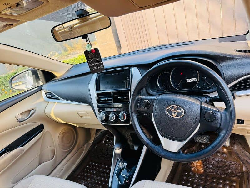 Toyota Yaris ATIV 1.3 2022 6