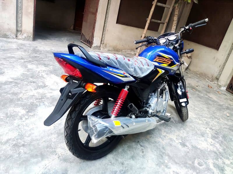 Honda CB125F New 0 Meter 4