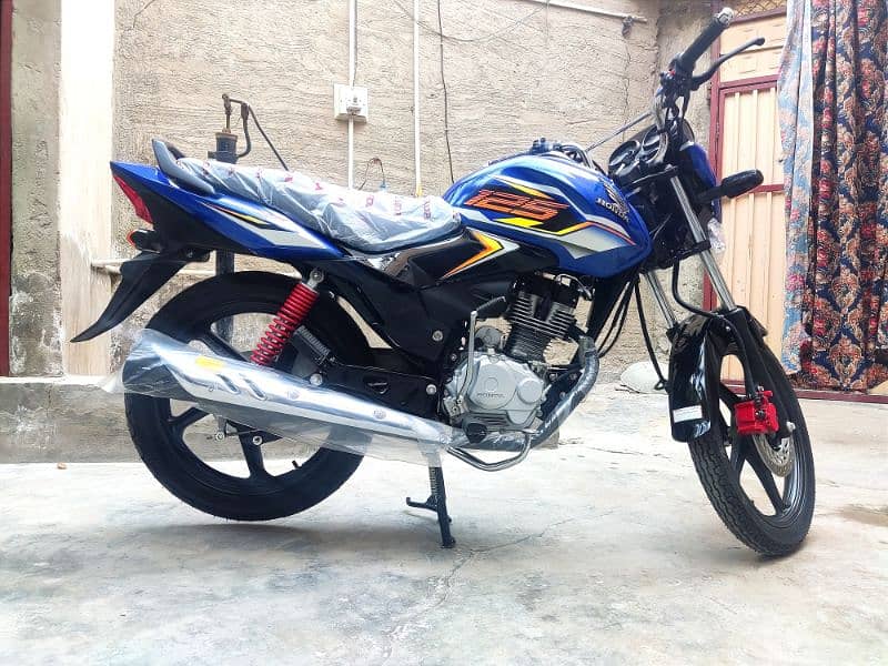 Honda CB125F New 0 Meter 7