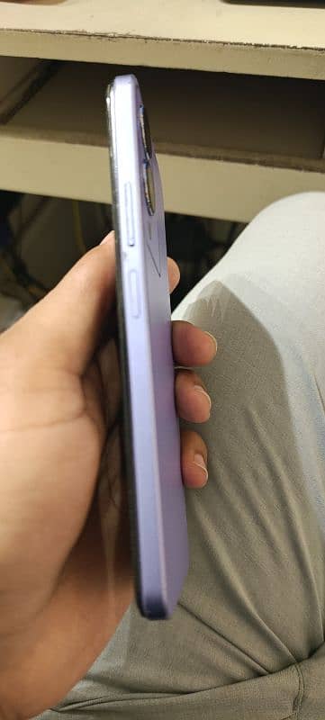 Vivo y 17s 6+6 128 2