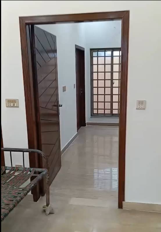 5 MARLA HOUSE FOR RENT IN M8 SECTOR B2 BLOCK LAKE CITY LAHORE 8