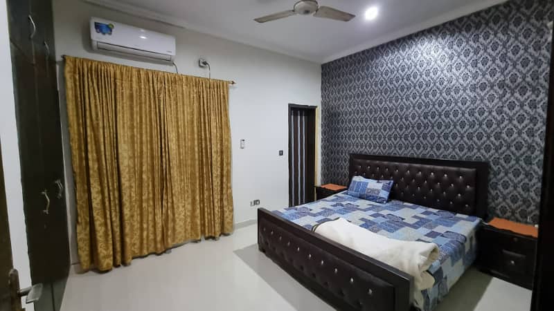 5 Marla Modern Home in Bahria Town - Sector D - BB block 5