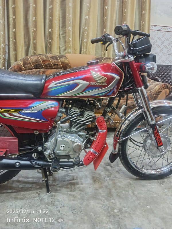 CG 125 RED COLOR 2022 MODEL 1