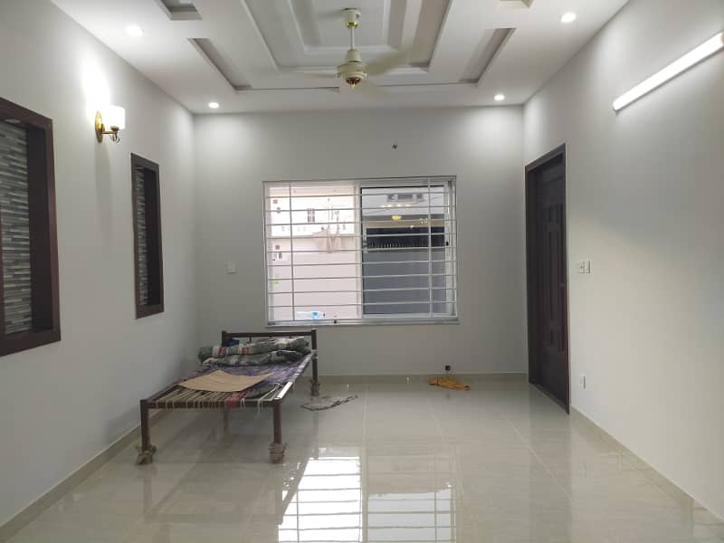 7 Marla 30 X 60 Double Store Full House For Rent In G-13 Islamabad 1