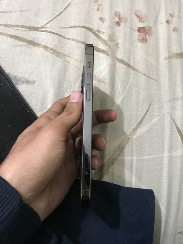 iPhone 12 Pro Non Pta 1