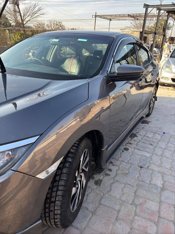 Honda Civic VTi 2016 3