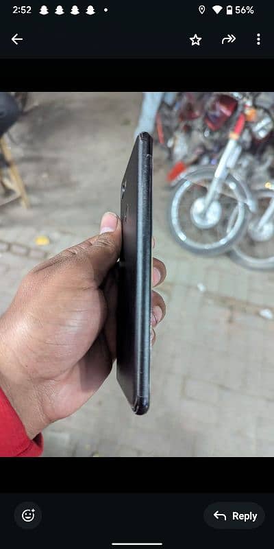 google pixel 3XL 9/10 saf phone camera bhot acha hai 3