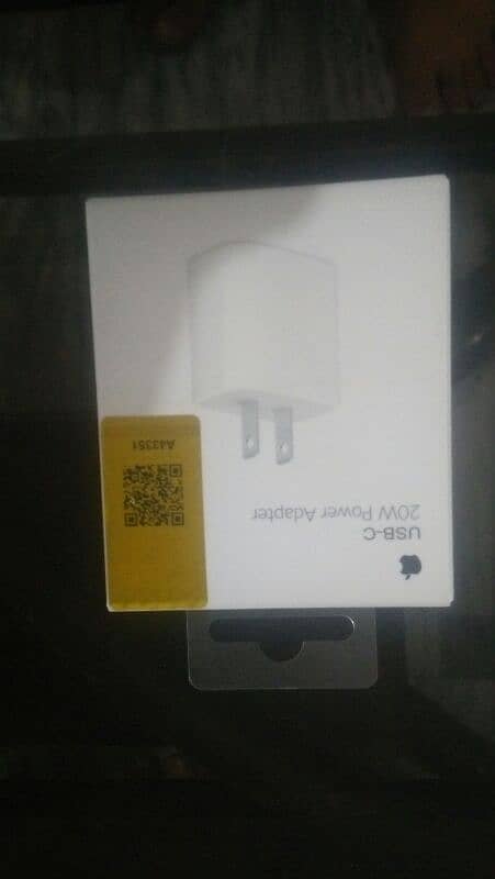 iPhone 20w power adapter with fast charging cable 1