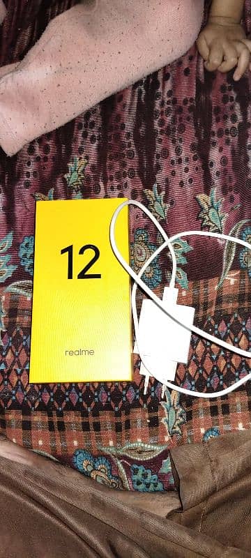 real me 12 10 by 10 condition 8 256 gb 8