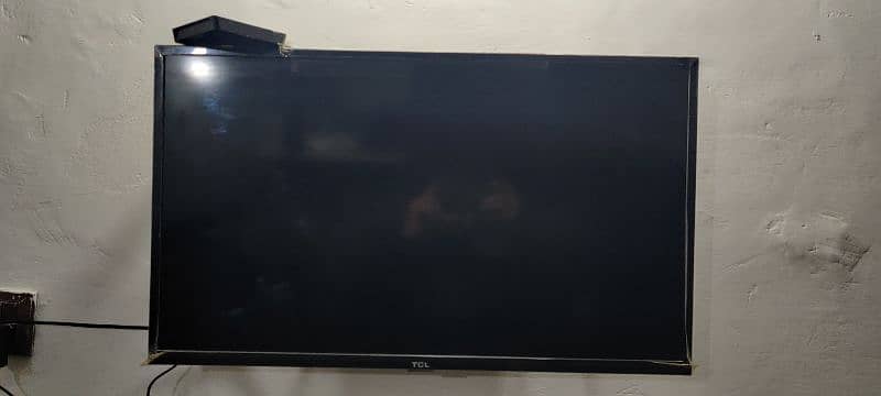 TCL LED 3