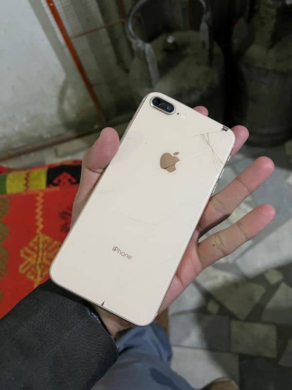 i phone 8 plus 0