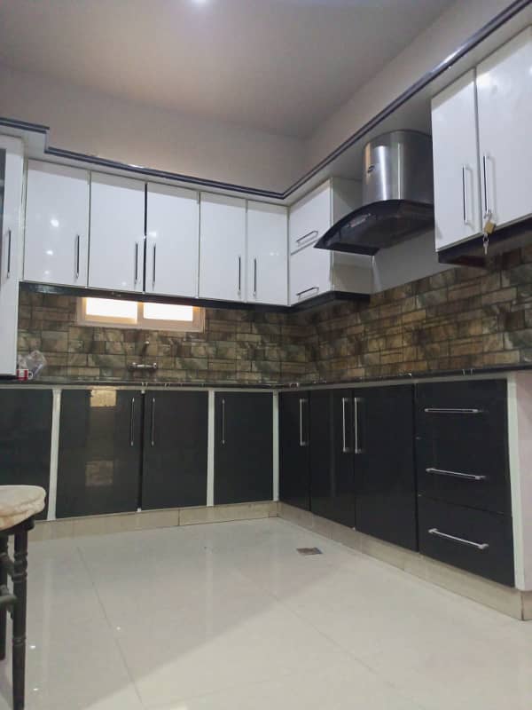 PORTION FOR SALE IN BLOCK 2 GULISTAN E JAUHAR 16