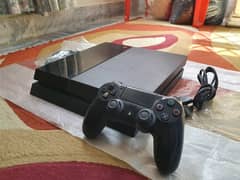 Ps4 fat 1100 model 10/10