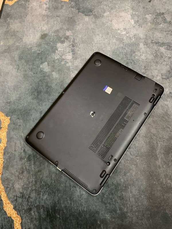 HP Elite book 840 G3 3