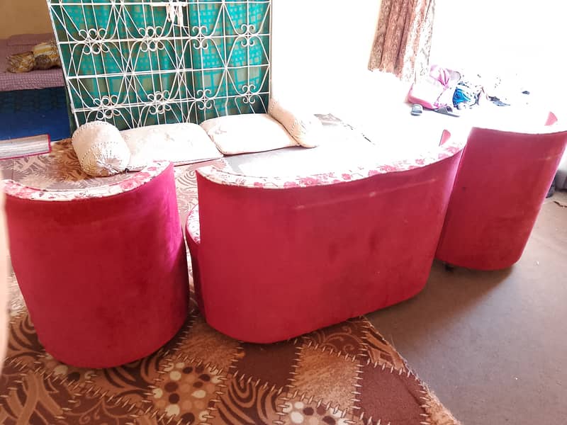 Sofa 5 seater 4