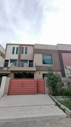 5 Marla Modern Home in Bahria Town - Sector D - BB block