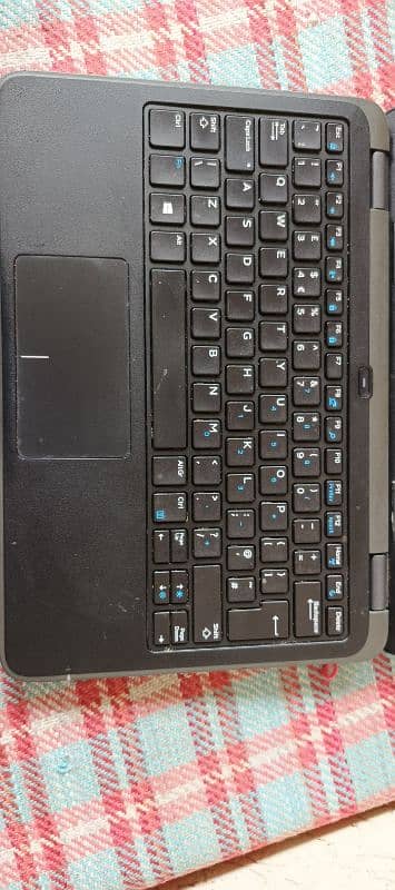 Dell latitude 3190 Student laptop compact and efficient. . . 4