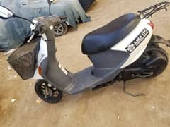 suzuki scooty