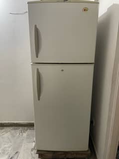 white double door LG refrigerator Model Name/Number GR-T4‌5‌2‌XV