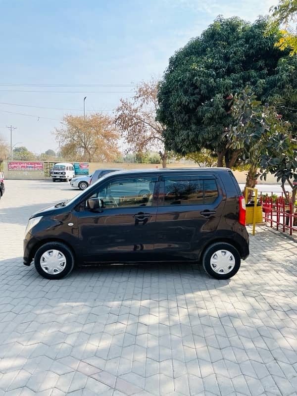 Suzuki Wagon R 2014 3