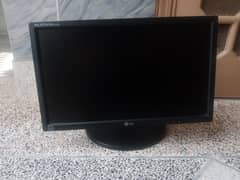 LG MONITOR FOR SALE