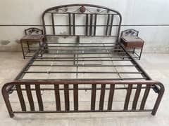 king size bed with said table