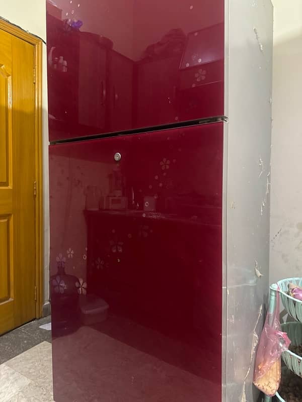 Fridge urgent sale 1