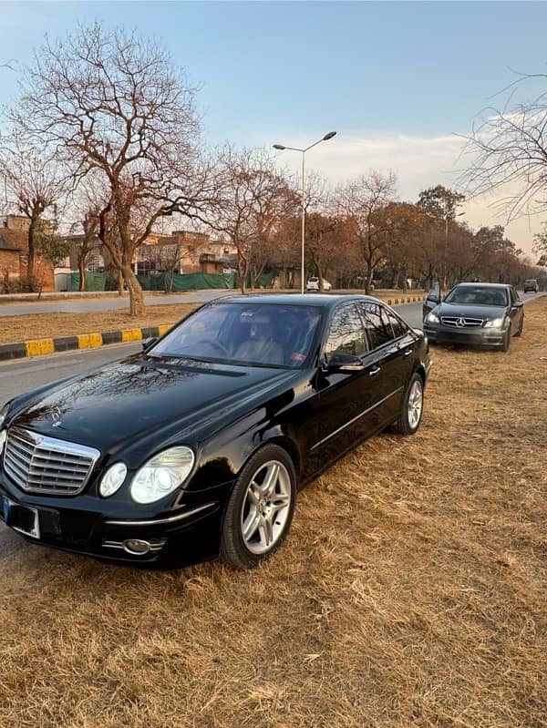 Mercedes E320 2