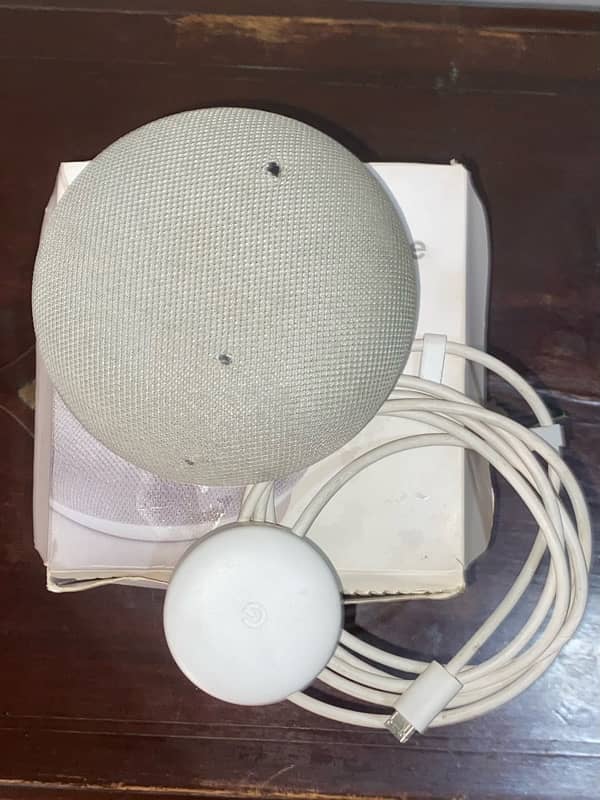 GOOGLE HOME MINI 0