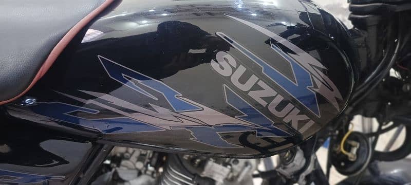 Suzuki Gs 150 11