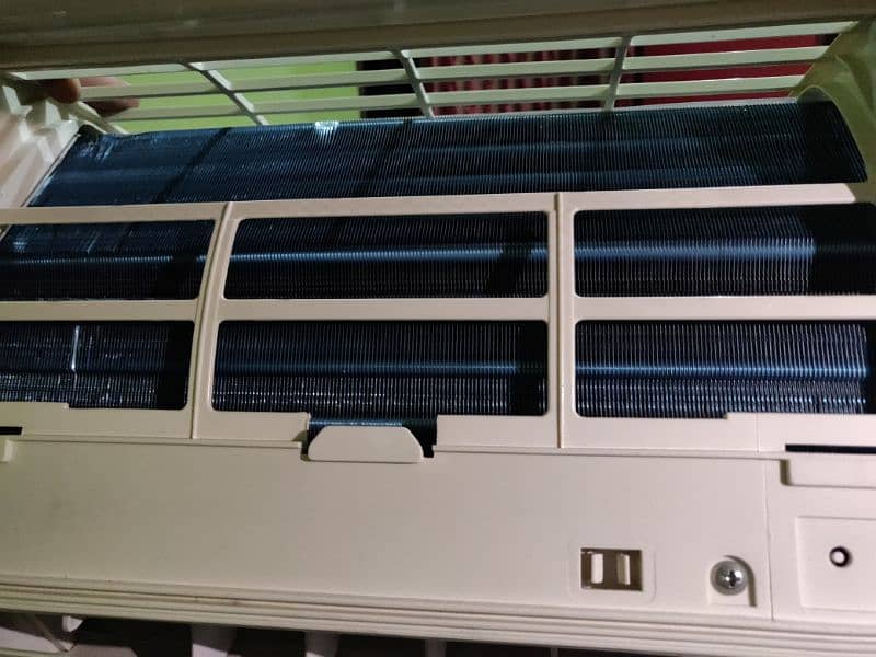 BEST GREE SPLIT AC 1 TON FOR SALE 4