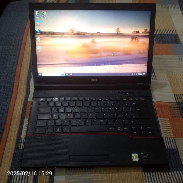 Fujitsu Laptop 1