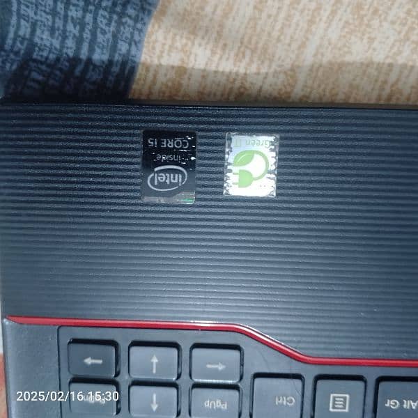 Fujitsu Laptop 4