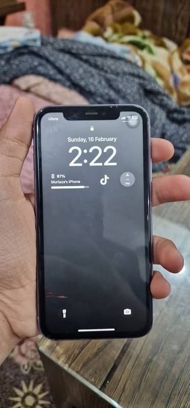 10/10 condition iphone 11 with box PTA approved  128GB BH75 Waterproof 0