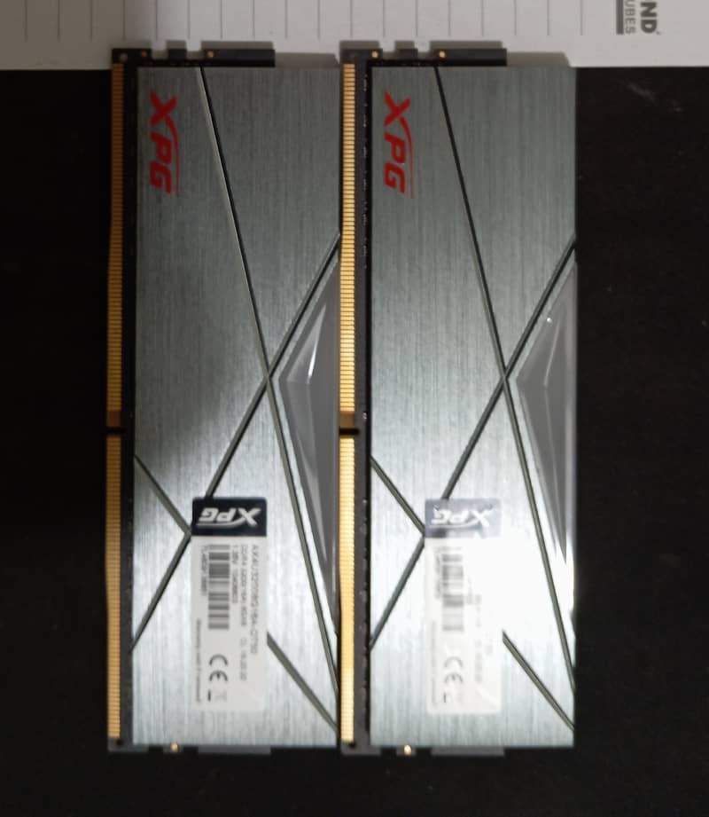 XPG rams (16gb) 3