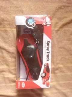 Like New Kids Remote Control (RC) Car limit spray truck