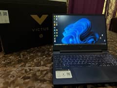 HP Victus 15 10/10 with Box