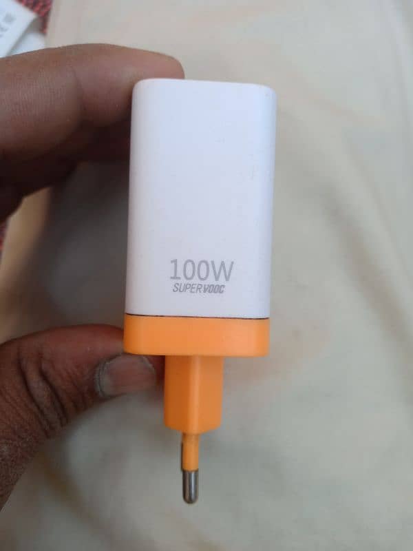 supervooc Samsung a52 a04  original box wale charger available 1