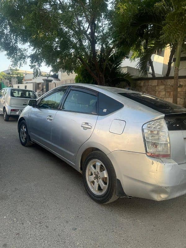 Toyota Prius 2007 Reg 2013 For Sale in Karachi 8